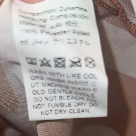 🟣SHEIN Geometric Print Button-Down Blouse – Orange & White, Size Small - Picture 3 of 4